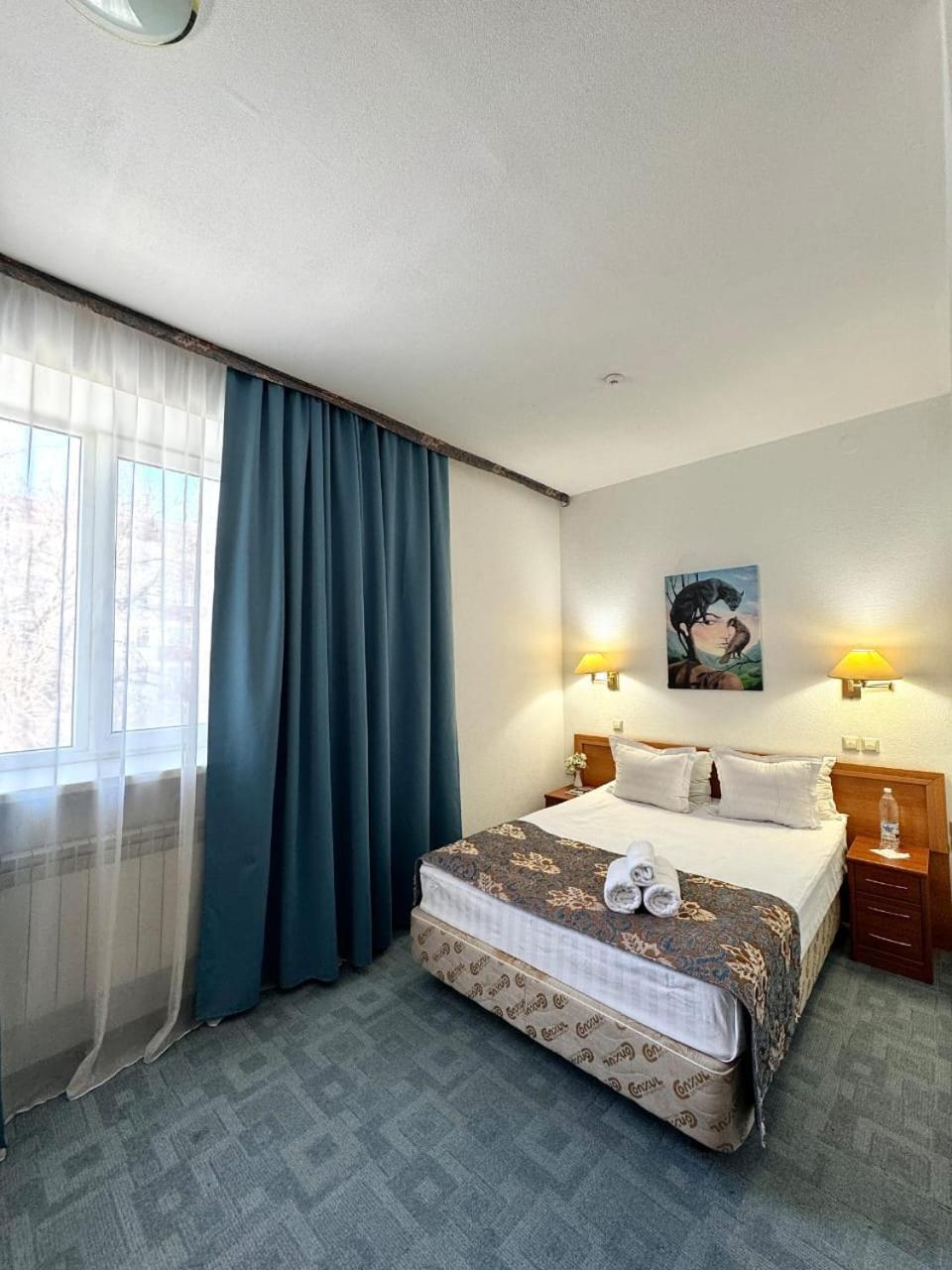 Green Hotel Atyrau Exterior photo